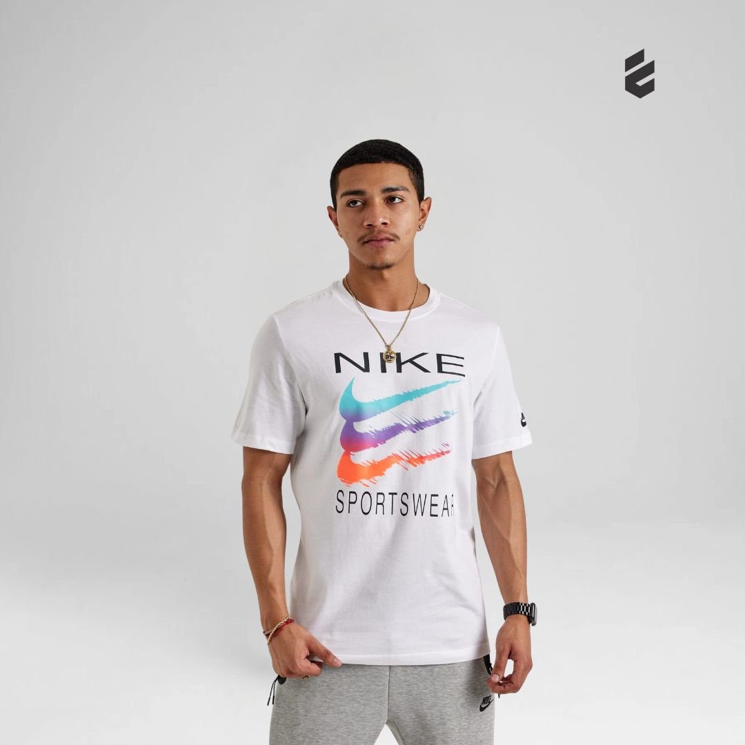 M Nike sportswear