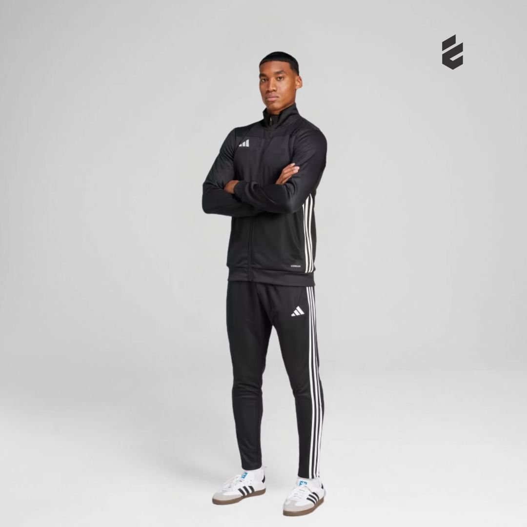 M Tiro Essentials 25